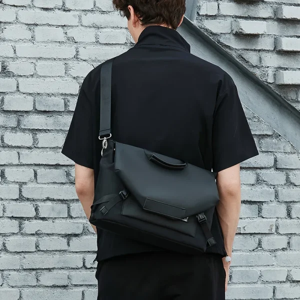 2022 Scione Man Luxury Brand Bag Summer Men's Designer Ipad Messenger Bag Casual Motorcycle Shoulder Strap Handbags Bags K185 - Image 2